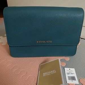 Michael Kors Daniela Large Gusset Saffiano Leather Crossbody Bag (dark cyan)